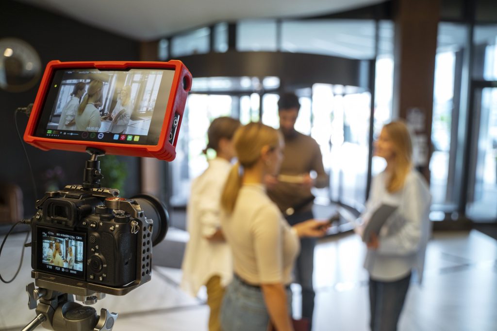 Medios Audiovisuales: Qué son, características y tipos