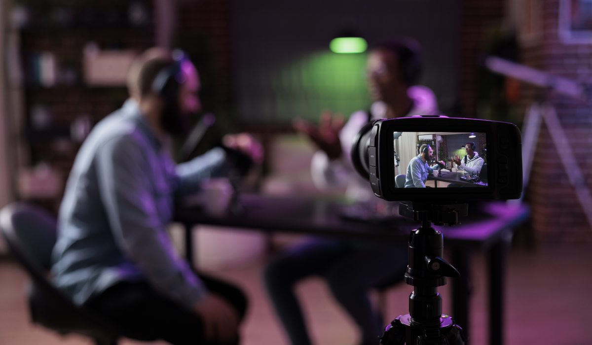 Equipo en una transmisión de streaming