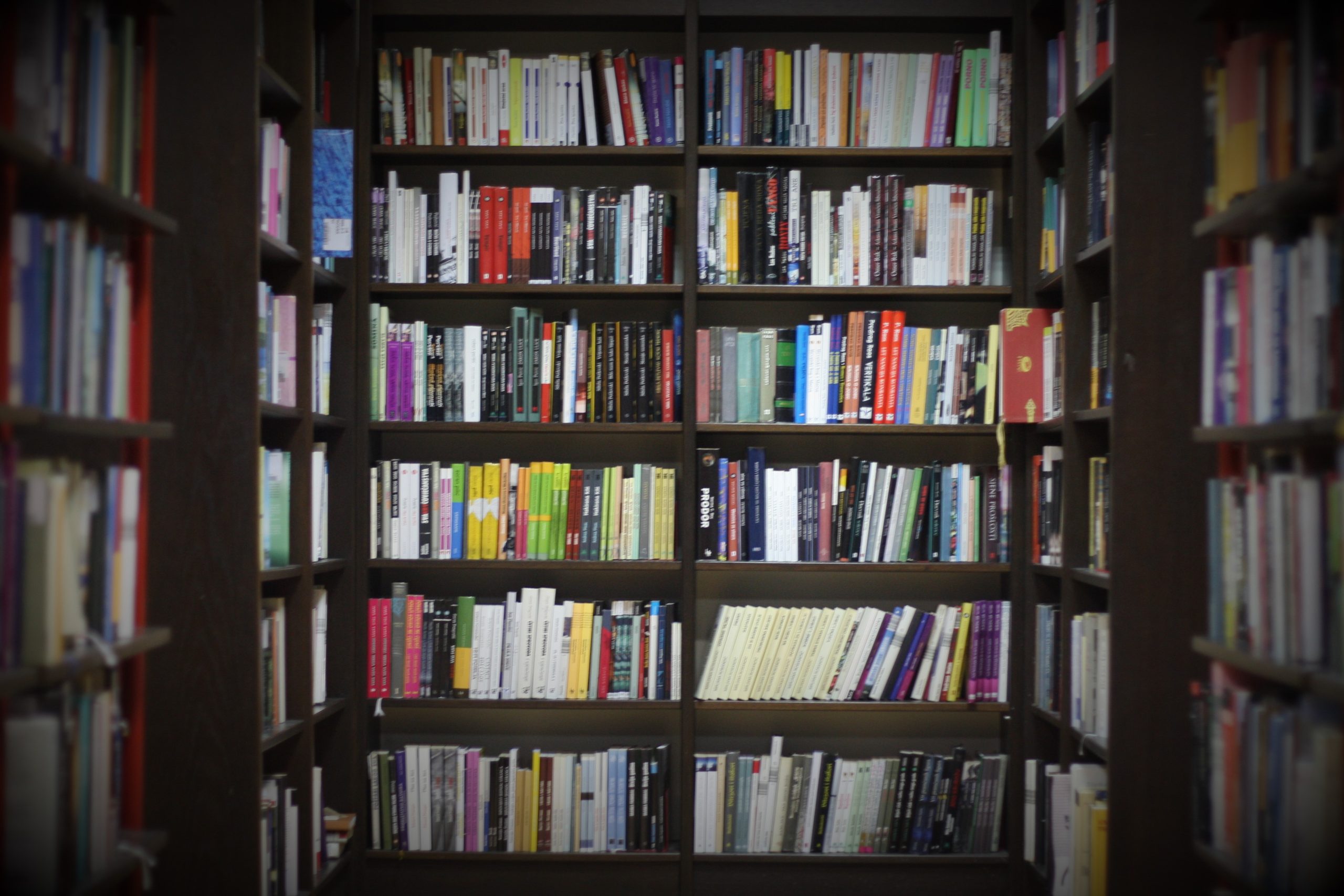 Generos literarios en The Core